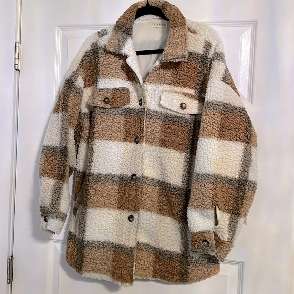 Plaid Sherpa Jacket - Cream and Tan Fully Lined (Relaxed Fit) - Picture 2 of 9